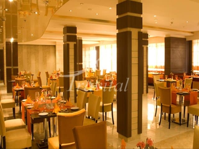 Parsian Evin Hotel – Tehran - view 1