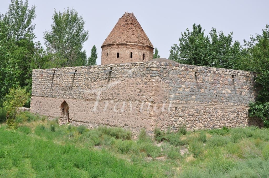 Mahalzan Church – Khoy - view 2