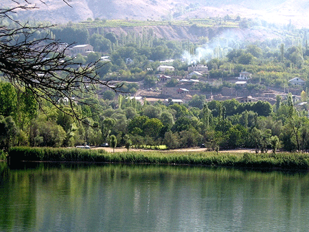 Avan Lake 