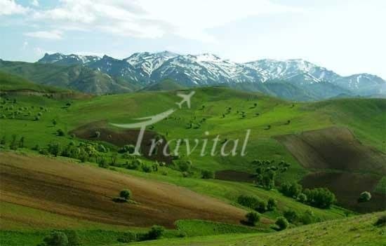 Chehel Cheshmeh Mountain – Divandareh - view 3