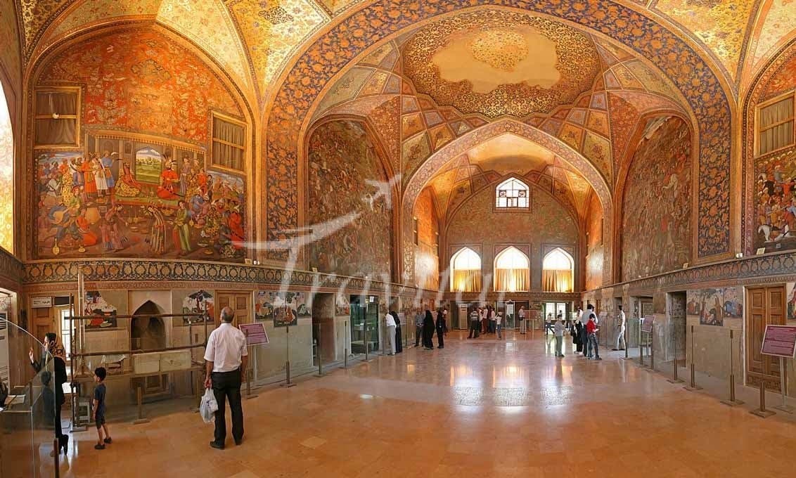 Chehel Sotoun Palace 