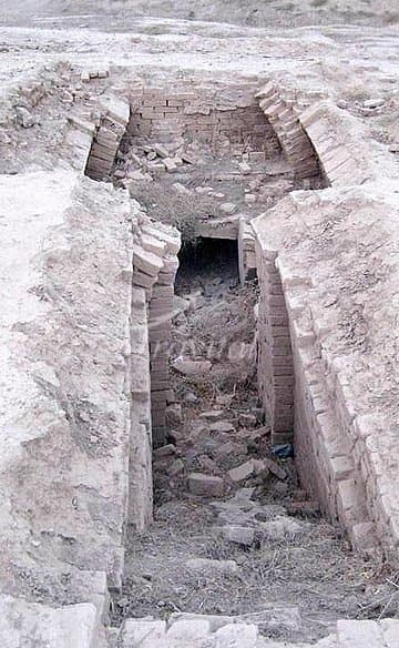 Dastova Archaeological City 