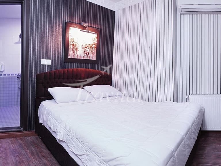 Dolphin Hotel – Bandar Anzali