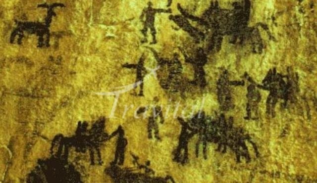 Dousheh Cave 