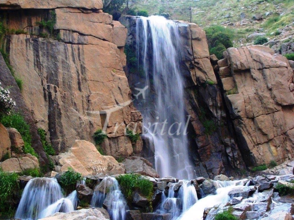 Ganj Nameh Waterfall 