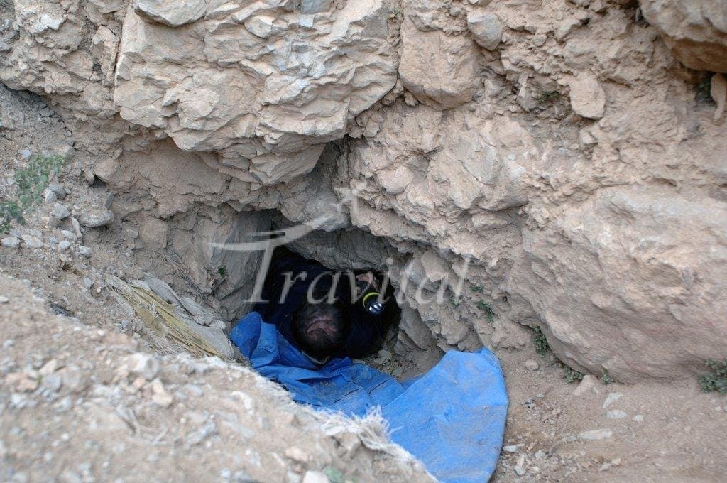 Gol-e-Zard Cave – Damavand - view 3
