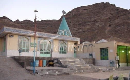 Imamzadeh Esmaeil (Shahzadeh Esmaeil) 