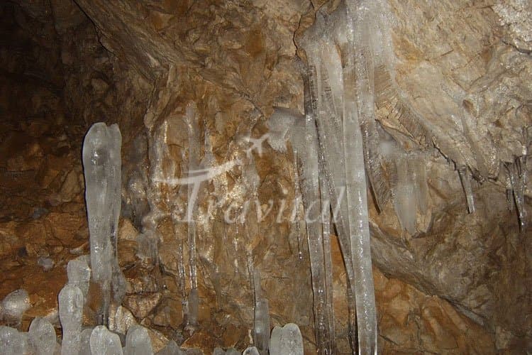 Morad Cave, Gachsar 