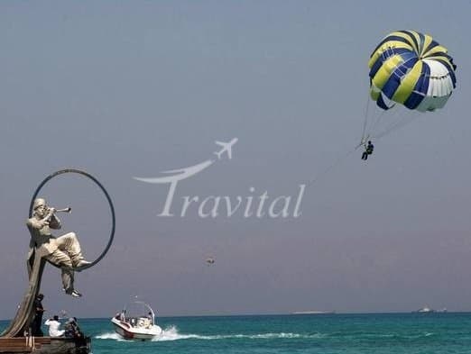 Parasailing in Kish Island – Kish - view 3