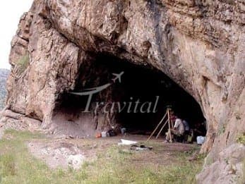 Qajeh (Moqar) Cave 