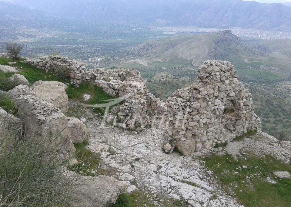 Sefid Castle – Mamasani - view 1