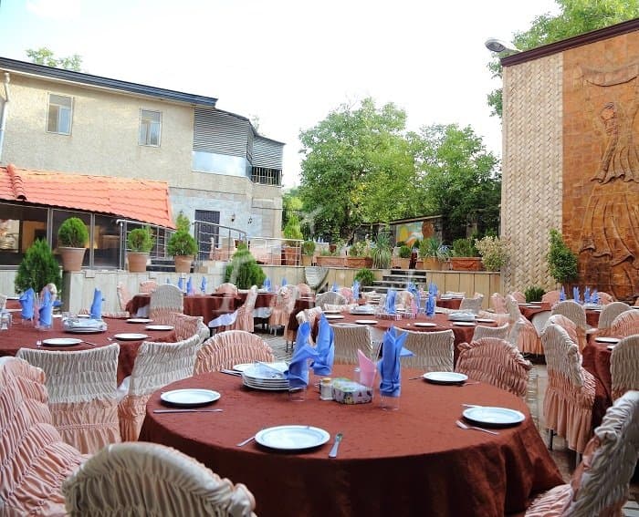 Parsian Azadi Hotel – Hamedan