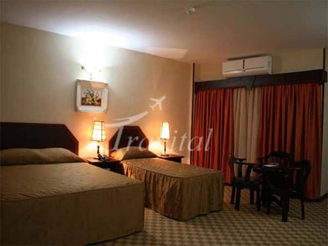 Aramis Hotel – Kish