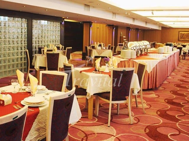 Karimeh Hotel – Qom