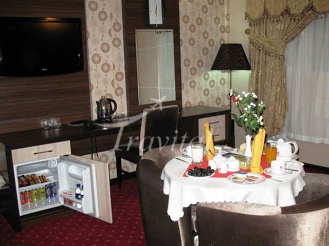 Parsia Hotel – Qom