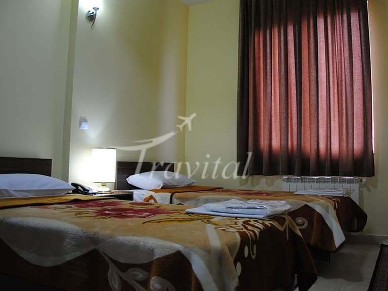 Esteghbal Apartment Hotel – Tabriz
