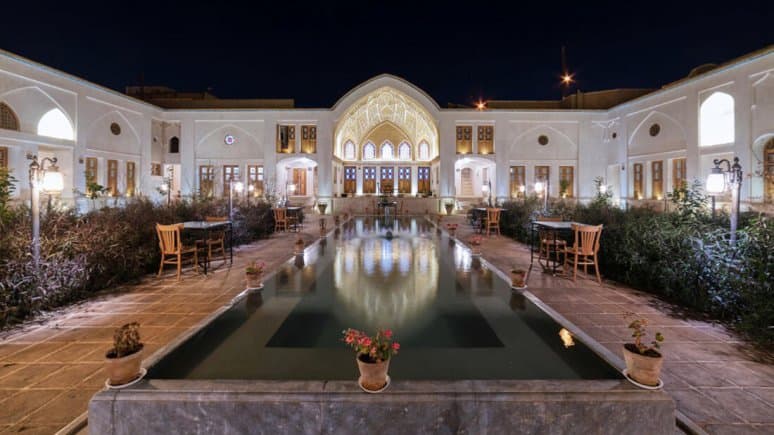 Kasian Traditional Hotel- Kashan - view 1