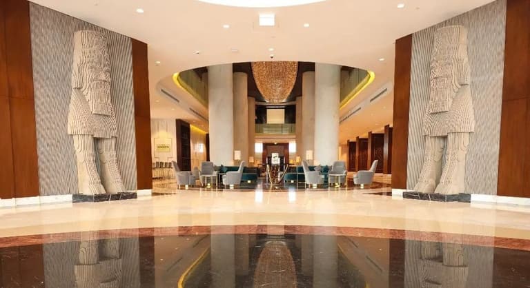 Arya Bastan Hotel – Kish