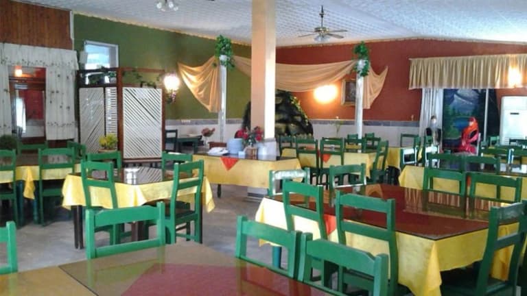 Shahr Ghese Motel – Mahmudabad