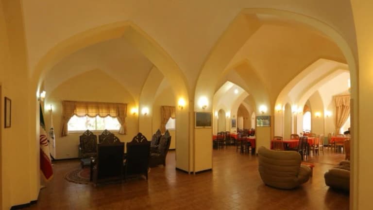 Jahangardi (Tourism) Hotel – Mahan