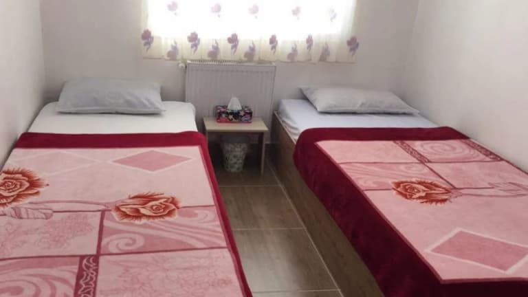Marzbani Apartment Hotel – Masal