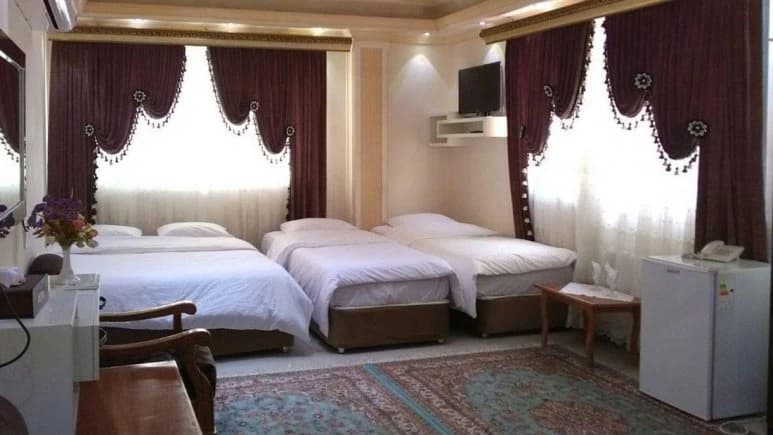Dehdar Hotel – Lahijan - view 1