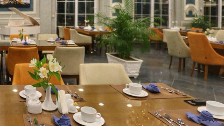 Respina Hotel – Lahijan