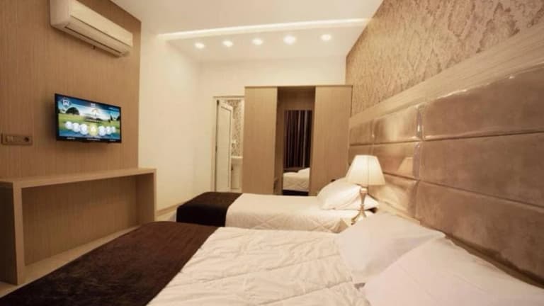 Al Zahra Hotel – Qom