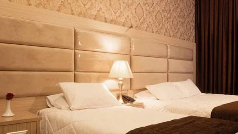 Al Zahra Hotel – Qom