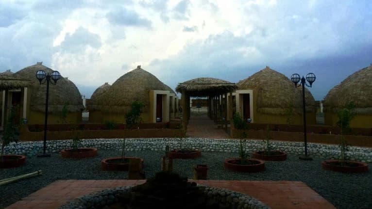 Parsian Sonnati Kapari Hotel – Ghale Ganj