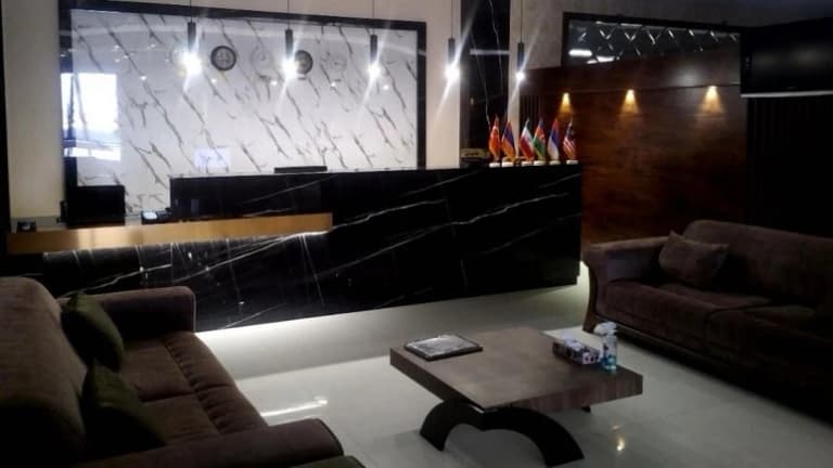 Aseman Shahr Hotel – Sari