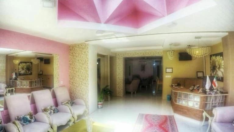 Royae Shirin Apartment Hotel – Ramsar