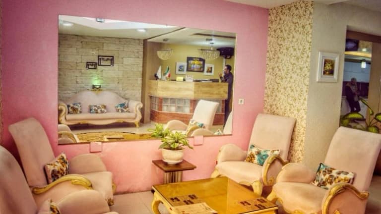 Royae Shirin Apartment Hotel – Ramsar