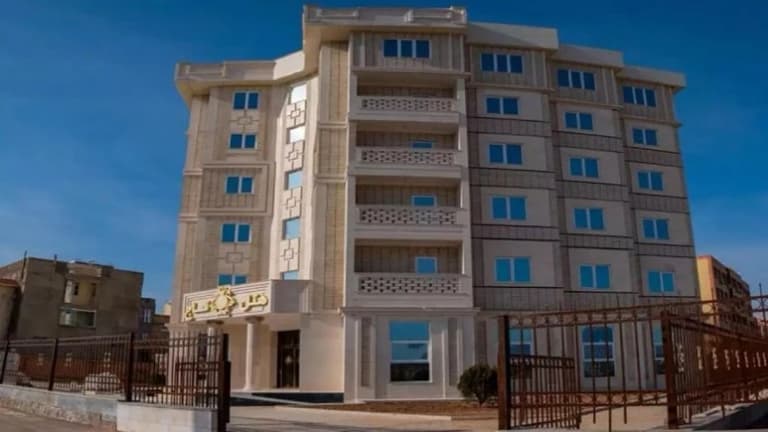 Taj Hotel – Jolfa