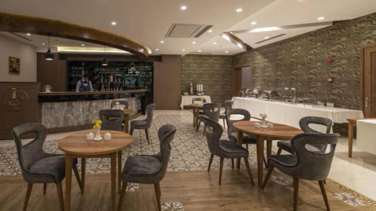Imperial Hotel – Jolfa