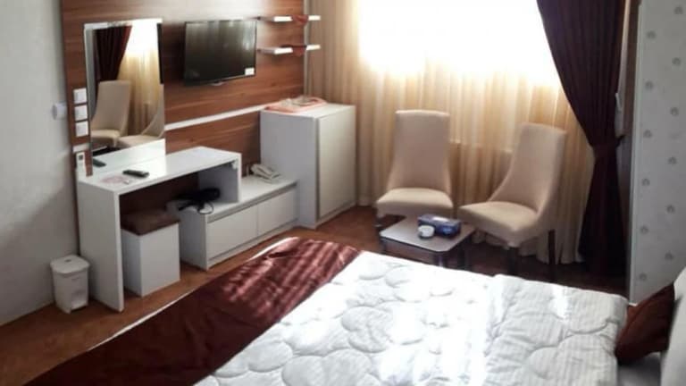 Saray Hotel – Tabriz