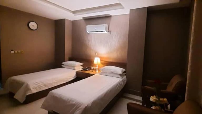 Estatis Hotel – Bandar Abbas