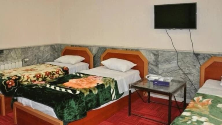 Laleh Hotel – Bonab