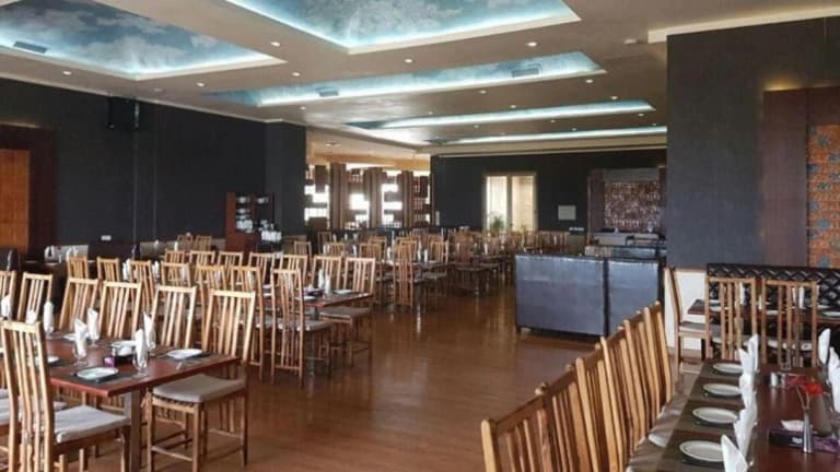 Mizban (4 Star) Hotel – Babolsar