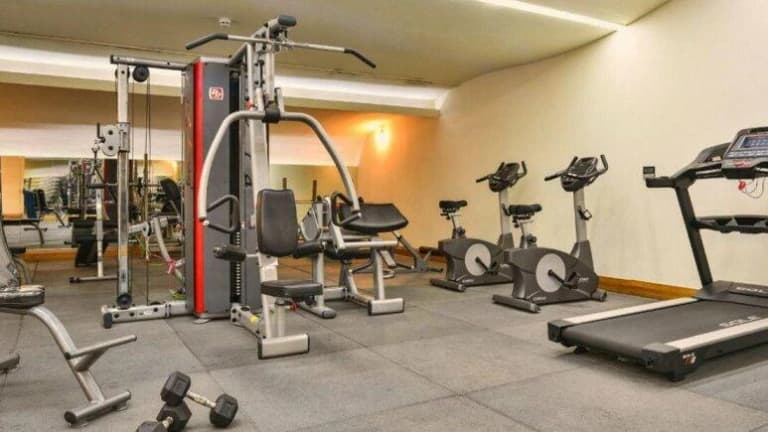 Mizban (5 Star) Hotel – Babolsar