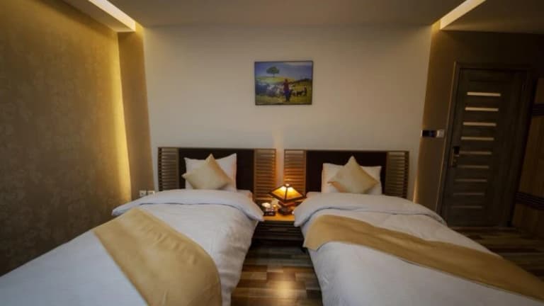 Soumiya Hotel – Ahwaz