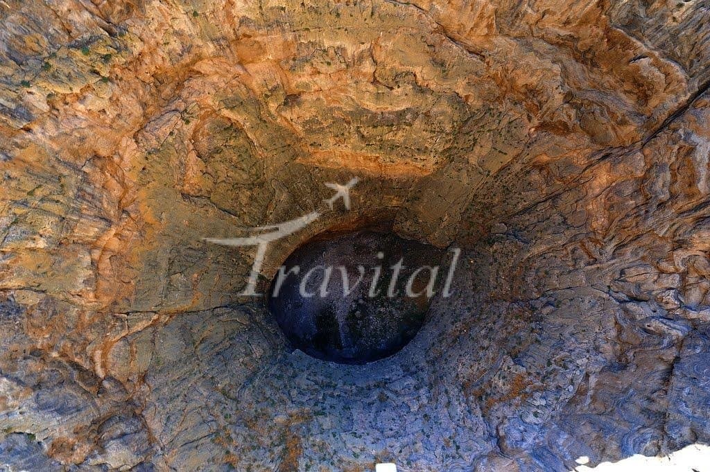 Chah Zendan Cave – Takab