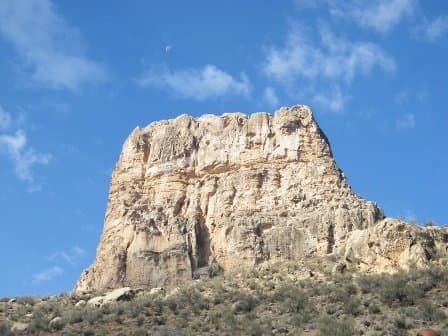 Estakhr Castle – Marvdasht