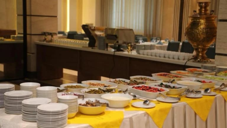 Novin Plus Hotel – Mashhad