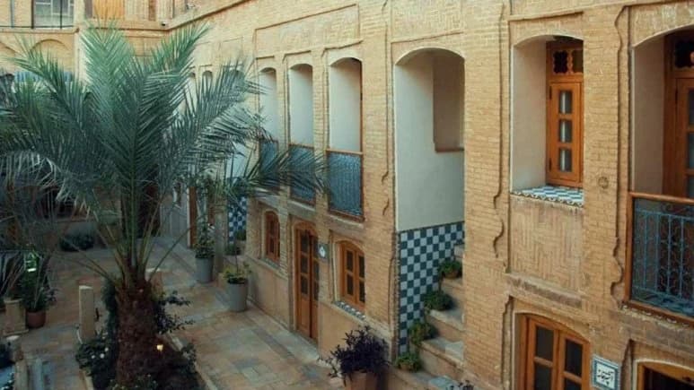 Alan Traditional Residence – Shiraz - view 2