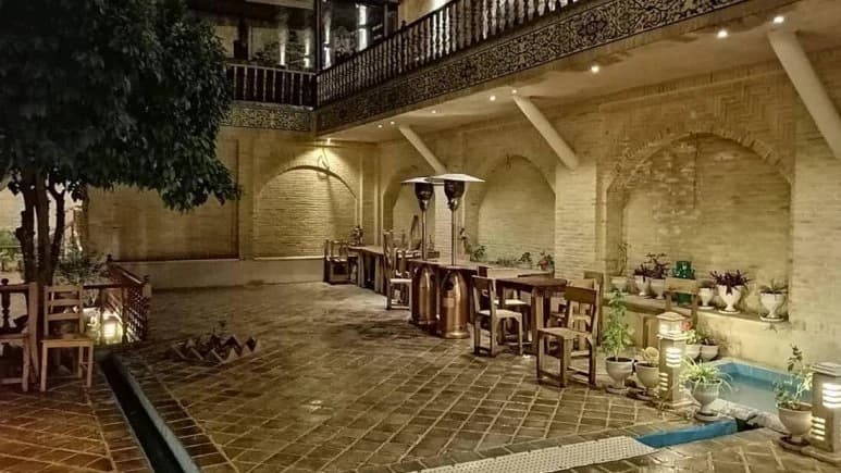 Forough Mehr Traditional Residence – Shiraz - view 2