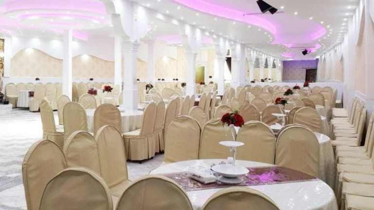 Pardisan Hotel – Tafresh