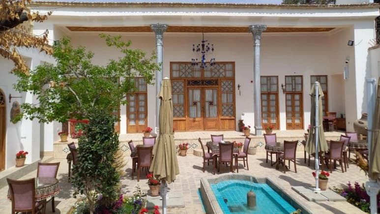 Hezar o Yek Shab Traditional Residence – Isfahan - view 4